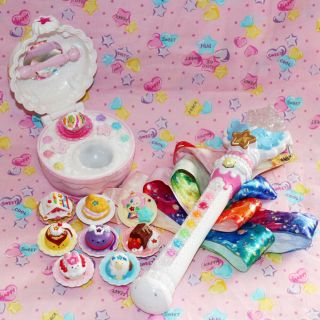 Kirakira Pretty Cure A La Mode Sweets Compact Dx Parfait Perfect Henshin Set Jp