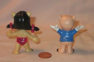 Looney Tunes Porky Pig And Petunia Pig PVC Figure 3