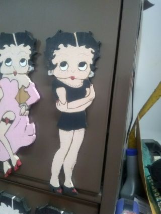 Betty Boop 5 Wooden Figures Magnets On Back 102