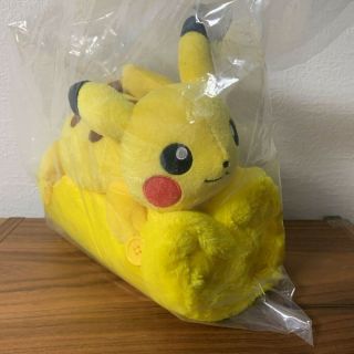 Pokemon Pikachu Plush Blanket PikaPika Box 2021 Japan 2