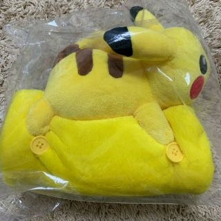 Pokemon Pikachu Plush Blanket PikaPika Box 2021 Japan 3