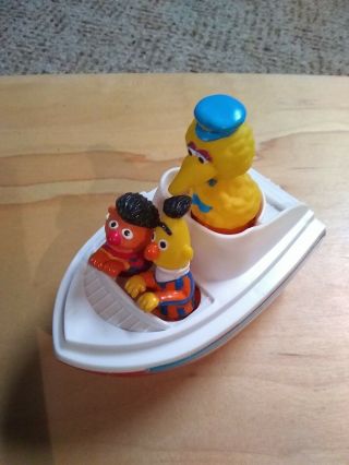 Vintage Tyco Sesame Street,  Big Bird Bert And Ernie Wind Up Boat,