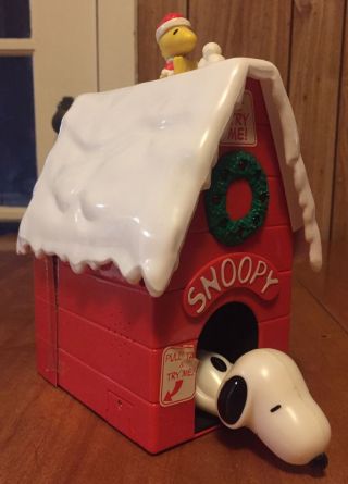 2006 Peanuts Snoopy Woodstock Musical Light Sound Christmas And Nativity Set