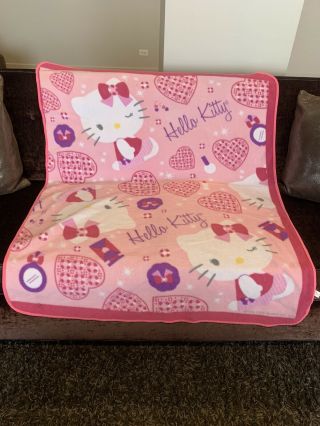 Sanrio 2008 Hello Kitty Fleece Blanket Throw 48 X 42 Pink W/ Hearts Valentines