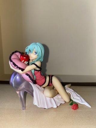 Hatsune Miku Romeo And Cinderella Pvc Figure (no Box)