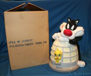 Sylvester And Tweety Cookie Jar Circa 1995 - W/box - Perfect - Never Displayed