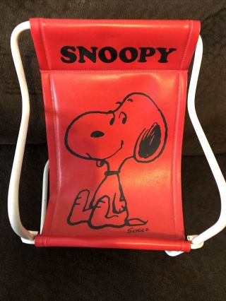 2 Vintage Snoopy Peanuts Red Wire Vinyl Sling Director Chair 1958 Doll Chair 3