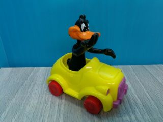 Daffy Duck On A Car Figure Plastic Toy Looney Tunes Warner Bros Mcdonalds 1989