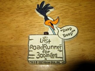 Road Runner Vintage 1992 Looney Tunes Warner Brothers Magnet Mcl