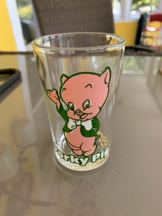 1976 Warner Bros Inc Porky Pig Glass 4.  25”