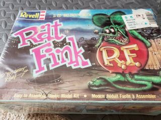 Revell Rat Fink Model Kit Ed " Big Daddy " Roth -,  1990