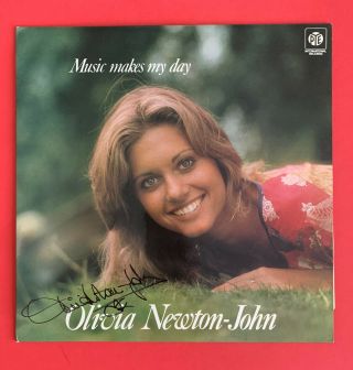 Olivia Newton - John Rare 1974 Music Makes My Day Signed Album