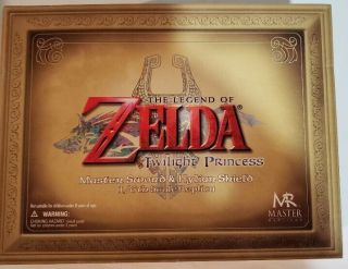 The Legend Of Zelda Twilight Princess: Master Sword & Hylian Shield W/ Cd