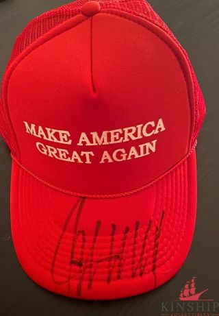 President Donald Trump Signed Maga Hat Jsa Loa Bold Auto Rare Mike Pence Z520