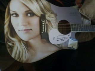 Carrie Underwood Signed Autographed Guitar Bas Beckett Country Music Rare