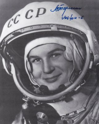 Valentina Tereshkova – First Woman In Space – Authentic Signature
