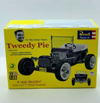 Ed " Big Daddy " Roth Revell 1/25 Scale Tweedy Pie Model Kit Complete Unbuilt