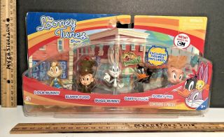 The Looney Tunes Show Lola & Bugs Bunny Elmer Fudd Daffy Duck Porky Pig 5 Pc Set