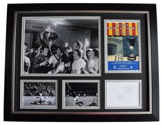 Colin Stein Signed Autograph 16x12 Framed Photo Display Rangers Ecwc 1972