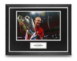 Arjen Robben Signed 16x12 Framed Photo Display Bayern Autograph Memorabilia