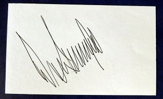 DONALD TRUMP SIGNED 3x5 INDEX CARD President Of The United States JSA BB39397 3