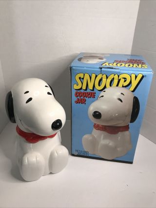 Vintage Peanuts Charlie Brown Ceramic Snoopy Cookie Jar - Benjamin Medwin 1993