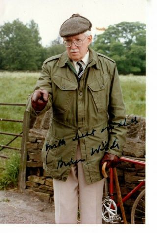 Bbc Last Of The Summer Wine Autographed Cast Photo Signed 6x4 By Brian Wilde