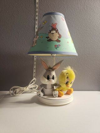 Vintage Baby Looney Tunes Nursery Lamp With Shade Bugs & Tweety Plush