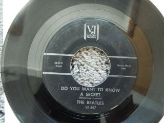 Rare Vee Jay Records 587 - The Beatles - Do You Want To Know A Secret - 45 - Rare Label