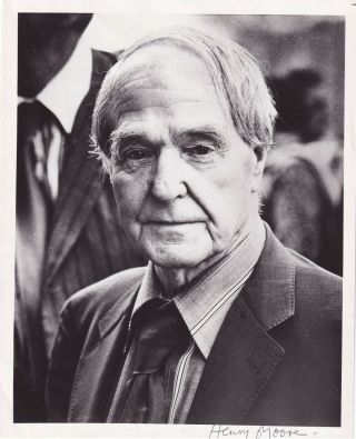 Henry Moore – British Artist & Sculptor – Authentic Signature