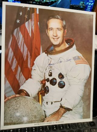 James Mcdivitt Signed Official Nasa 8x10,  Gemini 4 & Apollo 9 Astronaut,  Beckett