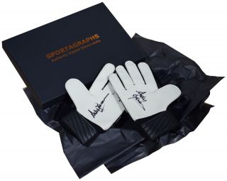 Andy Goram Signed Pair Goalkeeper Gloves Autograph Gift Box Rangers Proof