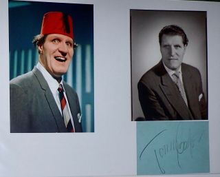 Tommy Cooper Welsh Acting Legend (1921 - 1984) 10 X 8 Signature Piece