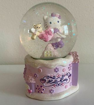 2005 Sanrio Hello Kitty Glittery Snow Globe 4.  5 " Pink Purple Snowflakes