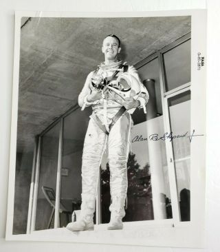 Alan B.  Shepard Astronaut Autopen Autographed 8x10 Nasa Photo Freedom 7 1960