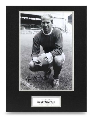 Bobby Charlton Signed 16x12 Photo Display Man Utd Autograph Memorabilia,