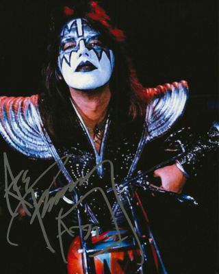 Kiss Ace Frehley Signed Photo 8x10