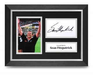 Sean Fitzpatrick Signed A4 Photo Framed Display Zealand All Blacks Autograph