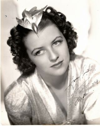 American Actress Betty Furness,  Signed Vintage Studio Photo.
