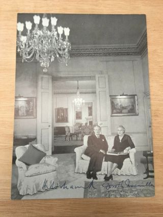 Harold And Dorothy Macmillan Signed Picture Card - Uk Prime Minister 1957 - 63