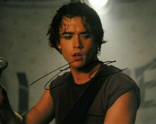 Jamie Blackley Autograph Signed 10 " X 8 " Photo (if I Stay) 55 - -