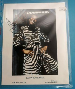 Authentic Danny John - Jules Cat Signed 8x10 Photograph Red Dwarf