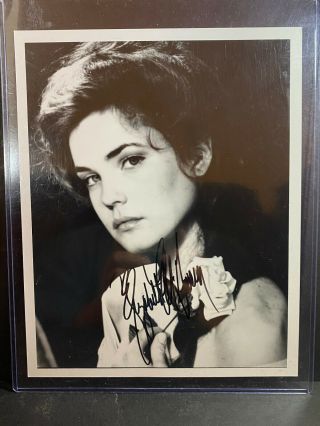Signed Elizabeth Mcgovern Photo Autograph " Handmaid 