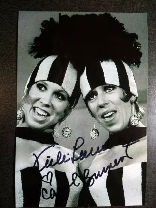 Carol Burnett & Vicki Lawrence Authentic Hand Signed Autograph 4x6 Photo