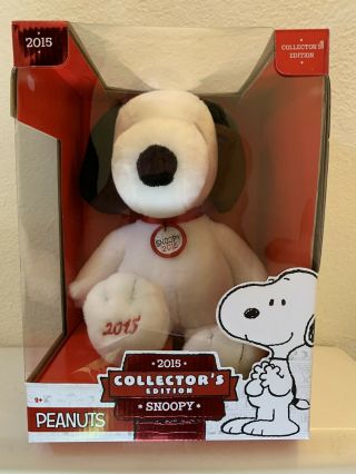 2015 Peanuts Collectors Edition Snoopy Plush - Charles Schultz Charlie Brown
