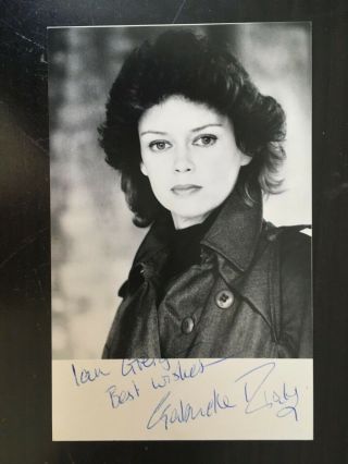 Gabrielle Drake - Ufo Tv Series Actress - Signed Photograph