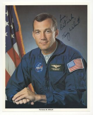 Terrence W.  Wilcutt - Nasa Astronaut - Signed Official Nasa 8x10 Photograph