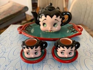 Vintage 1995 Vandor Betty Boop Mini China Tea Set Teapot Cups Plates Tray Rare