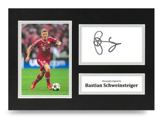 Bastian Schweinsteiger Signed A4 Photo Display Bayern Autograph Memorabilia