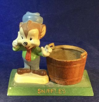 Rare Vintage Warner Bros Sniffles Mouse Cast Metal Trinket Dish,  Colorful Paint